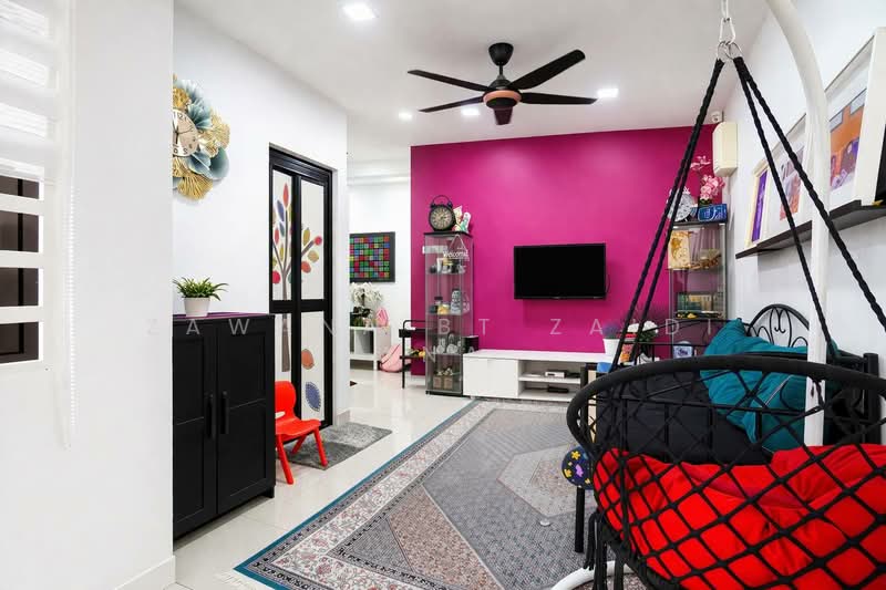 Terraced House for Sale in Lembah Keramat (Ulu Kelang) - Zawana BT Zaidi Ana - Living Room - PropertyGuru.com.my