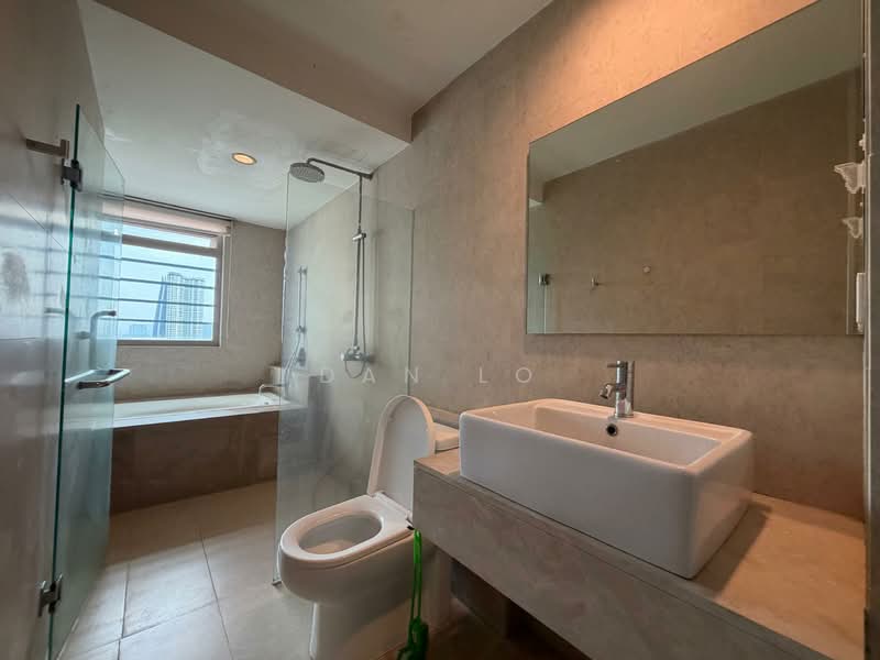Kediaman Servis untuk Disewa di myHabitat - Dan Lo - Bathroom - PropertyGuru.com.my