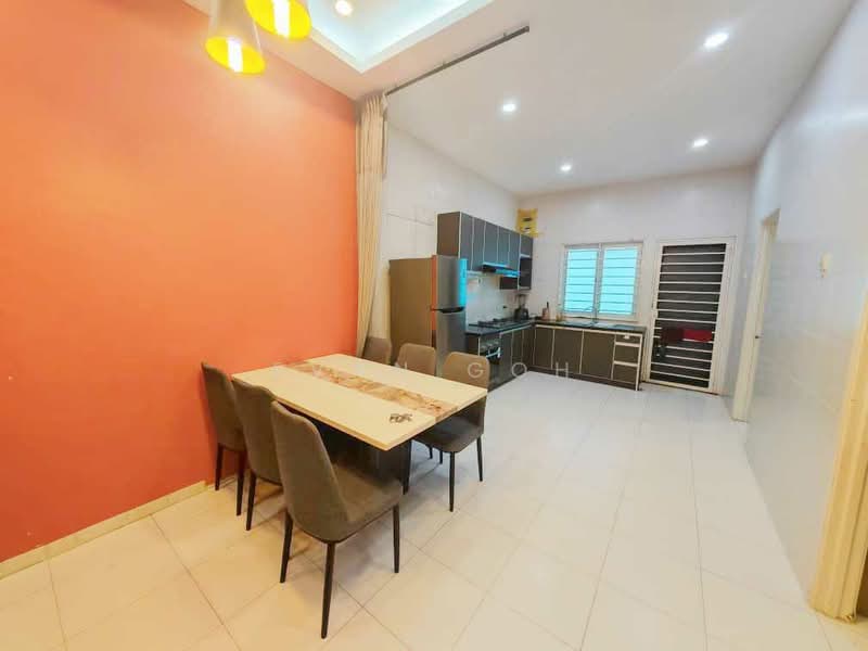 Townhouse for Rent in Taman Putra Perdana (Puchong) - Evan Goh - Dining Room - PropertyGuru.com.my
