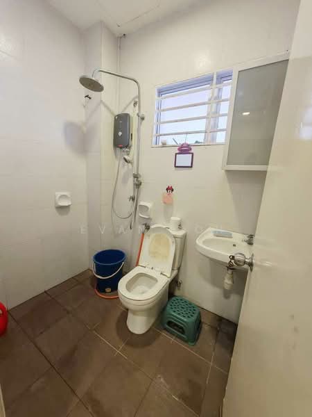 Townhouse for Rent in Taman Putra Perdana (Puchong) - Evan Goh - Bathroom - PropertyGuru.com.my
