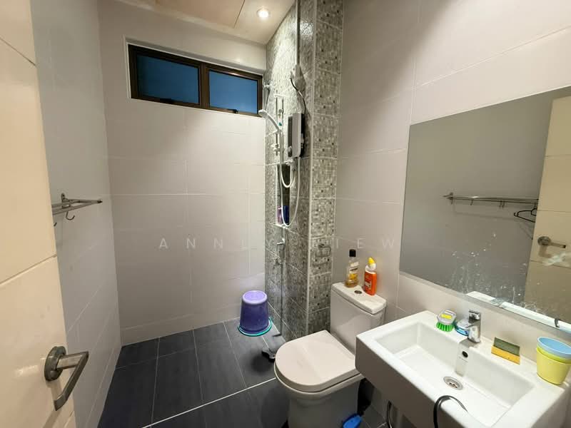 2-storey Terraced House for Rent in Taman Pelangi Indah (Ulu Tiram) - Annly Liew - Bathroom - PropertyGuru.com.my