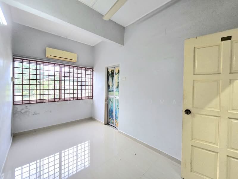 For Sale - Taman Kosas