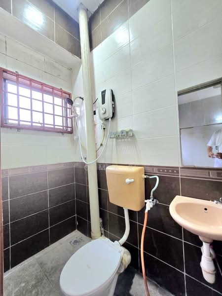 For Sale - Taman Kosas