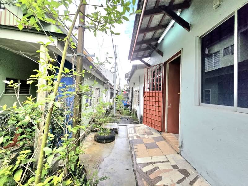 For Sale - Taman Kosas