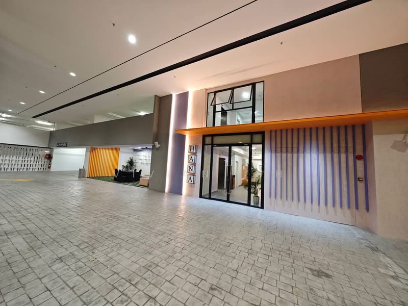 Service Residence for Rent at Setia Alam - Vivian Koh - Entrance - PropertyGuru.com.my