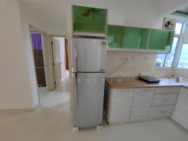 Condominium for Rent at Gurney Park Condominium - Ryan Sim - Kitchen - PropertyGuru.com.my