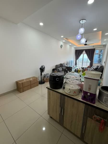 Service Residence for Sale at Meridin Bayvue @ Sierra Perdana - Zack Chow - Living Room - PropertyGuru.com.my
