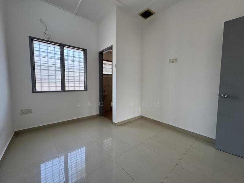 2-storey Terraced House for Sale in Bandar Bukit Tinggi 2 (Klang) - Jack Boo - Interior - PropertyGuru.com.my