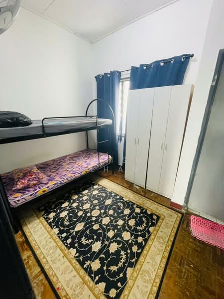 Rumah Teres 2 Tingkat untuk Dijual di Puncak Alam (Selangor) - Syamsul Ilham - Bedroom - PropertyGuru.com.my