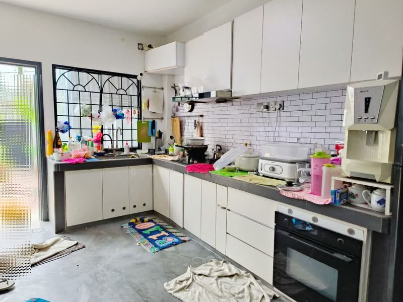 2.5-storey Terraced House for Sale in Segambut (Kuala Lumpur) - Suki Tan - Kitchen - PropertyGuru.com.my