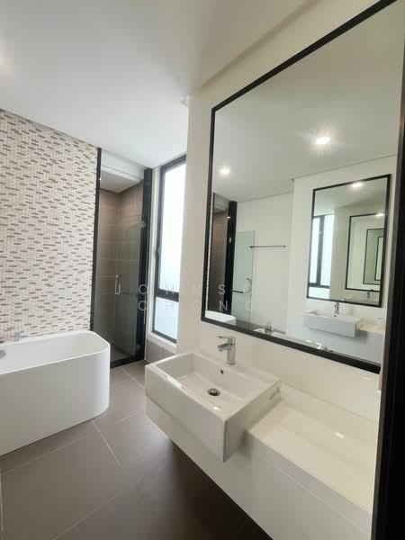 Terraced House for Rent in Medini (Iskandar Puteri (Nusajaya)) - Johnson Chong - Bathroom - PropertyGuru.com.my