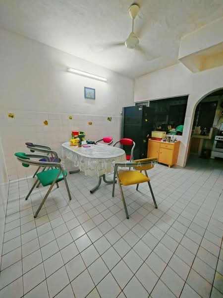 2-storey Terraced House for Sale in Segambut (Kuala Lumpur) - Suki Tan - Dining Room - PropertyGuru.com.my