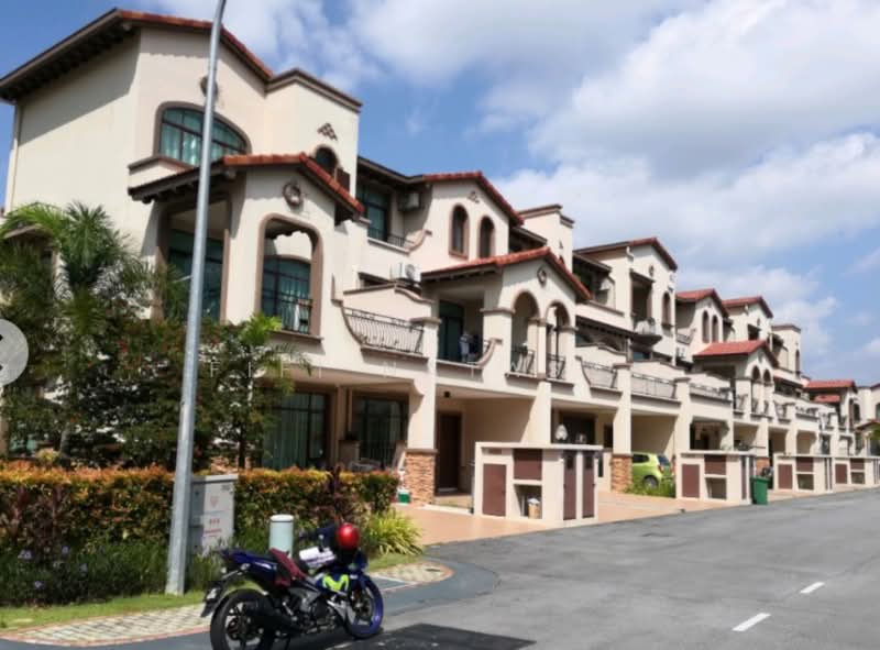 Rumah Banglo untuk Dijual di Semenyih (Selangor) - Fifi Natasya - Exterior - PropertyGuru.com.my