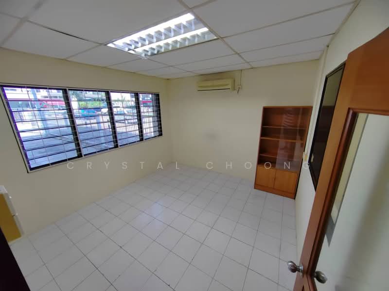 Kedai untuk Disewa di Jelutong (Penang) - Crystal Choong - Interior - PropertyGuru.com.my