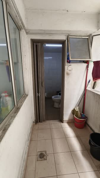 Pangsapuri untuk Dijual di Bangunan Gaya Irama - Jane Lee - Bathroom - PropertyGuru.com.my