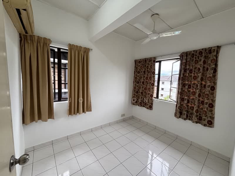 Condominium for Sale at Villa OUG - Josh Yong - Interior - PropertyGuru.com.my