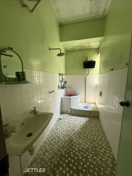 Semi-Detached House for Sale in Taman Gembira (Klang) - Tom Lee - PropertyGuru.com.my
