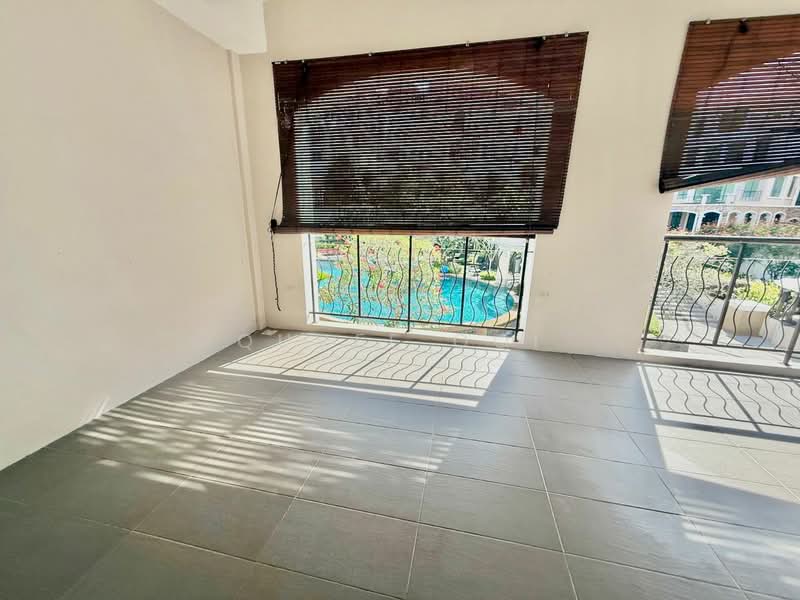 Condominium for Sale at Moonlight Bay - Quvee Ooi - Balcony - PropertyGuru.com.my