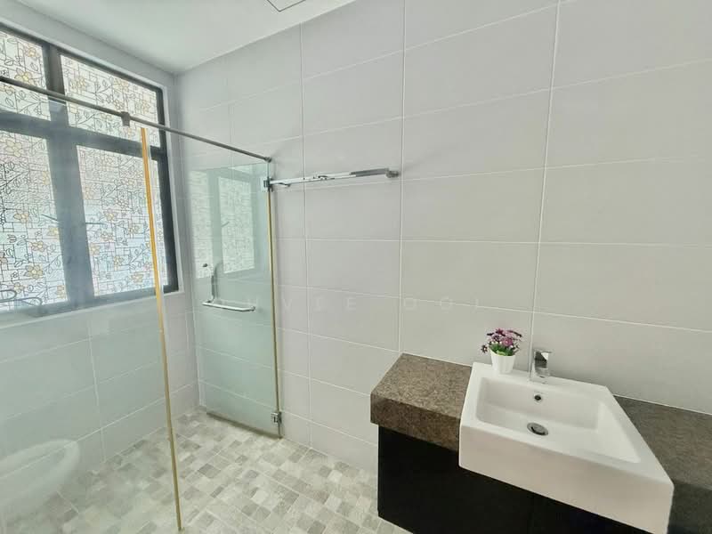 Condominium for Sale at Moonlight Bay - Quvee Ooi - Bathroom - PropertyGuru.com.my