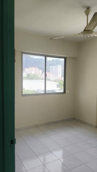 Pangsapuri untuk Dijual di Taman Pekaka Block 31 - May Tan - View - PropertyGuru.com.my