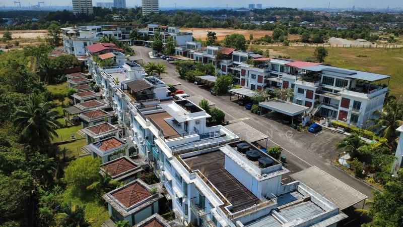 Kondominium untuk Dijual di Octville Condominium - Andy Cheong - Exterior - PropertyGuru.com.my