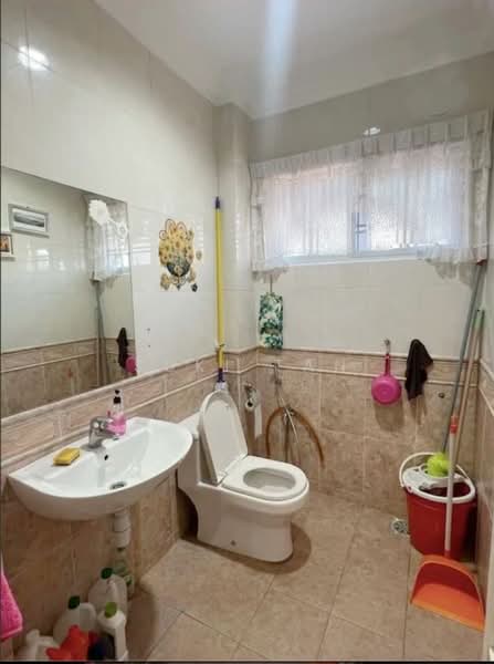 Rumah Teres 3 Tingkat untuk Dijual di Segambut (Kuala Lumpur) - Suki Tan - Bathroom - PropertyGuru.com.my