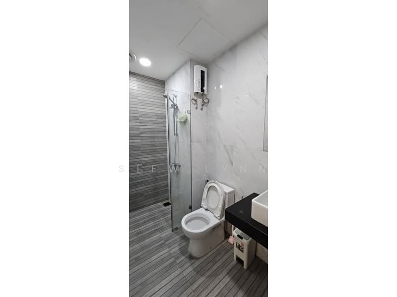 Servis Apartment untuk Disewa di Emporis - Siew Lynn - Bathroom - PropertyGuru.com.my
