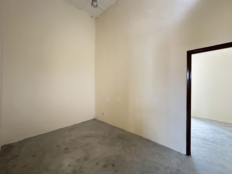 2-storey Terraced House for Sale in Bandar Putra Permai (Seri Kembangan) - Elaine Lee - Interior - PropertyGuru.com.my