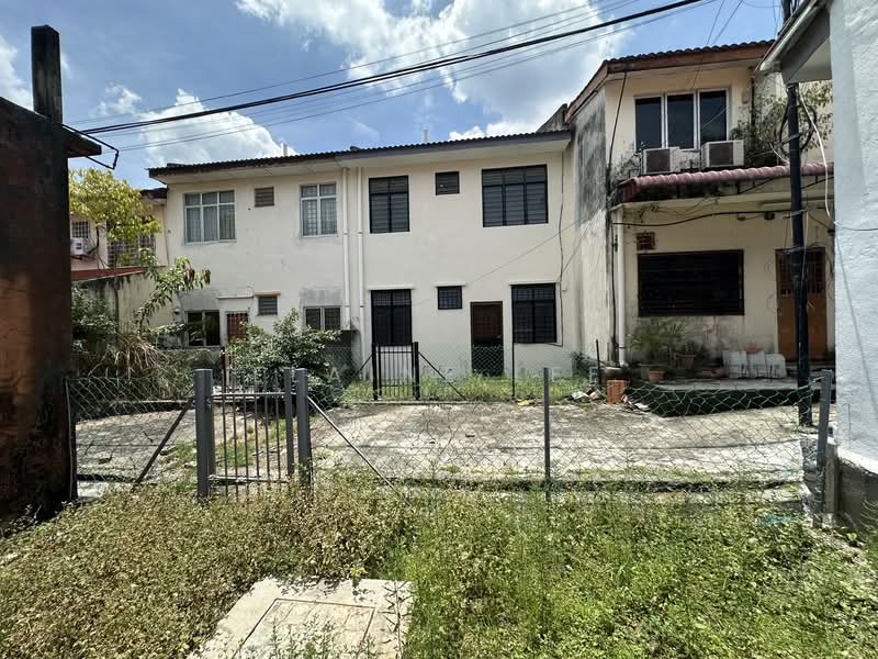 2-storey Terraced House for Sale in Bandar Putra Permai (Seri Kembangan) - Elaine Lee - Exterior - PropertyGuru.com.my