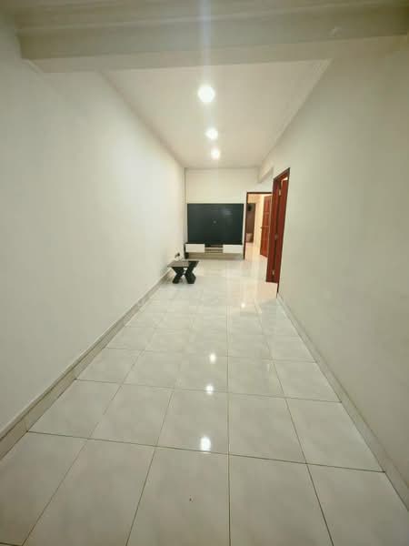 Rumah Teres 2 Tingkat untuk Dijual di Taman Sri Bintang (Kepong) - Suki Tan - Corridor - PropertyGuru.com.my