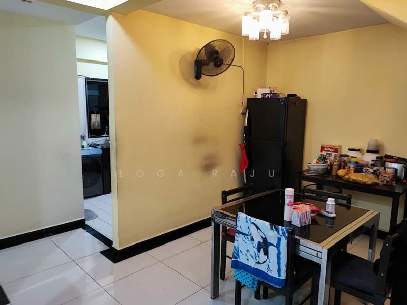 2-storey Terraced House for Sale in Port Klang (Pelabuhan Klang) (Selangor) - Loga Raju - Kitchen - PropertyGuru.com.my