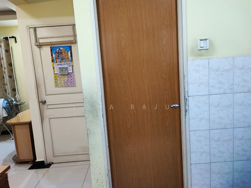 2-storey Terraced House for Sale in Port Klang (Pelabuhan Klang) (Selangor) - Loga Raju - Interior - PropertyGuru.com.my