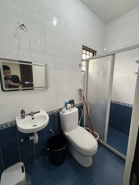 Condominium for Sale at Villa OUG - Josh Yong - Bathroom - PropertyGuru.com.my