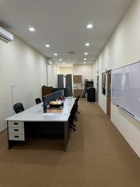 Office for Rent in Bandar Bestari (Klang) - Lim Jeon - Interior - PropertyGuru.com.my