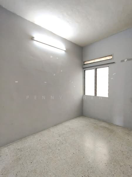 2-storey Terraced House for Sale in Taman Silibin (Ipoh) - PENNY CHEN - Bedroom - PropertyGuru.com.my