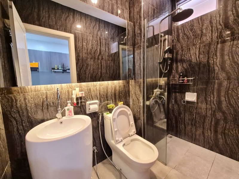 Semi-Detached House for Sale in Setia Eco Park (Setia Alam) - Khairul Syafiq - Bathroom - PropertyGuru.com.my