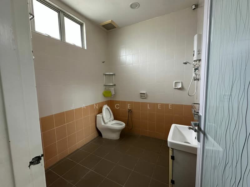 Semi-Detached House for Sale in Sungai Puyu (Butterworth) - Janice Lee - Bathroom - PropertyGuru.com.my