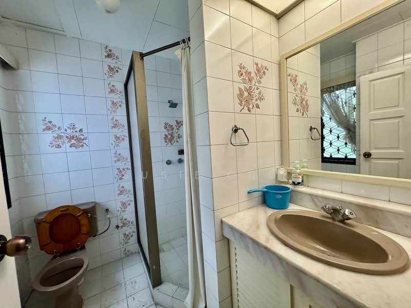 Rumah Banglo untuk Disewa di Bukit Tunku (Kenny Hills) (Kuala Lumpur) - Susie Ong - Bathroom - PropertyGuru.com.my