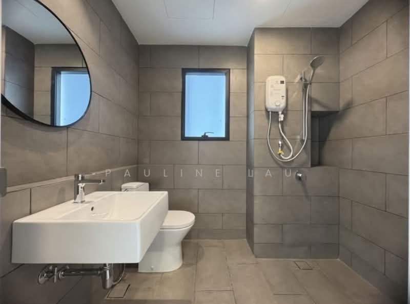 Servis Apartment untuk Disewa di Maya Ara Residences - Pauline Lau - Bathroom - PropertyGuru.com.my