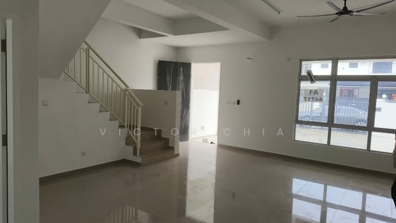 Rumah Teres 2 Tingkat untuk Disewa di Johor Bahru (Johor) - Victor Chia - Living Room - PropertyGuru.com.my