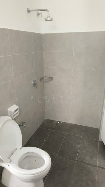 Rumah Teres 2 Tingkat untuk Disewa di Johor Bahru (Johor) - Victor Chia - Bathroom - PropertyGuru.com.my