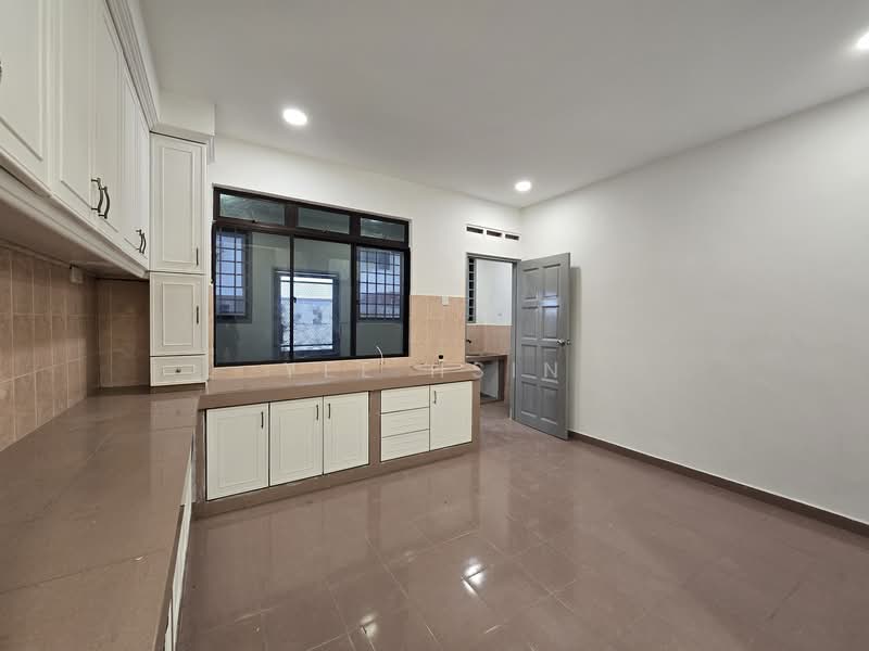 Rumah Teres 2 Tingkat untuk Dijual di Bandar Baru Uda (Johor Bahru) - Yee Hsin - Kitchen - PropertyGuru.com.my