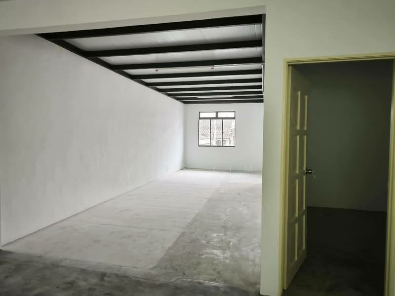 Shop for Rent in Taman Ungku Tun Aminah (Skudai) - Luis Lim - Interior - PropertyGuru.com.my