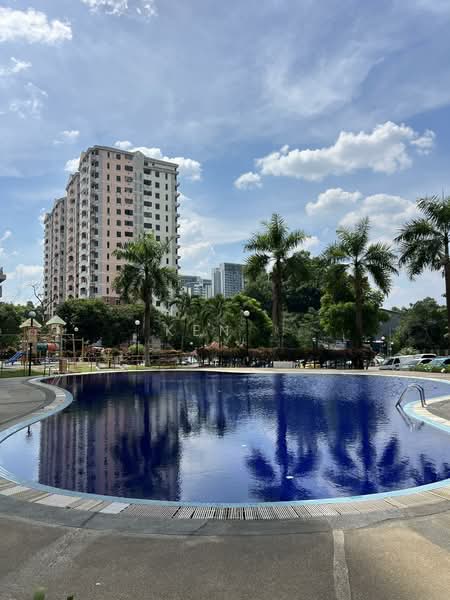 Pangsapuri untuk Dijual di Sri Bayu Apartments - Ken . - Exterior - PropertyGuru.com.my