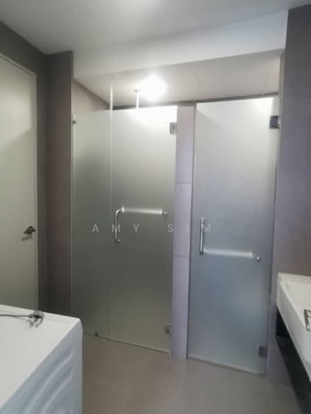 Service Residence for Rent at YOLO Signature Suites - Amy Sim - Bathroom - PropertyGuru.com.my