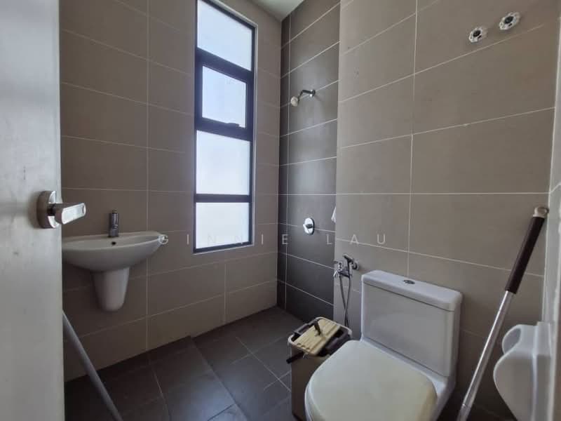 Cluster House for Sale in Eco Botanic (Iskandar Puteri (Nusajaya)) - Ginnie Lau - Bathroom - PropertyGuru.com.my
