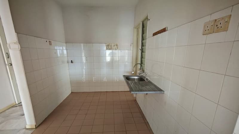 Pangsapuri untuk Dijual di Vista Wira 1 & 2 - Sean Lo - Kitchen - PropertyGuru.com.my