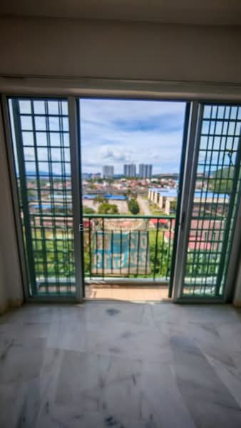 Pangsapuri untuk Dijual di Vista Wira 1 & 2 - Sean Lo - Balcony - PropertyGuru.com.my