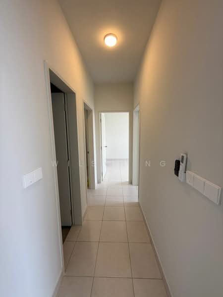 Pangsapuri untuk Disewa di Residensi Max - Wilson Ng - Corridor - PropertyGuru.com.my