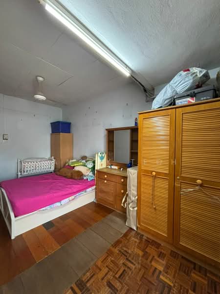 Terraced House for Sale in Island Glades (Jelutong) - Danick Teoh - Bedroom - PropertyGuru.com.my